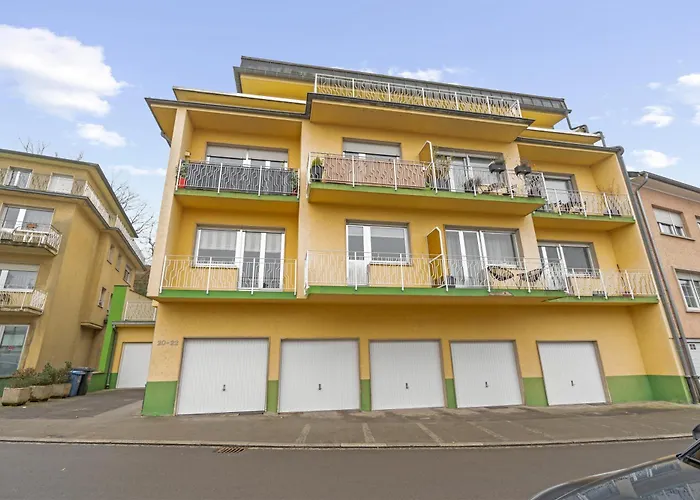 In Center 15min From Airport