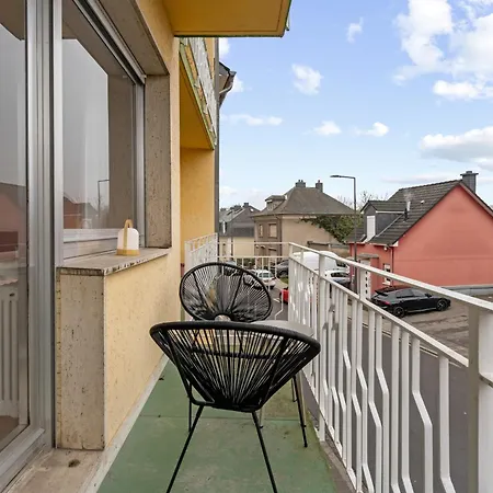 Apartment In Center 15min From Airport