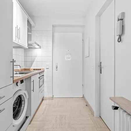 In Center 15min From Airport Apartament Luksemburg